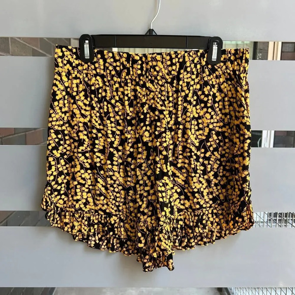 GANNI Goldstone Floral Crepe Shorts Size 40 - Picture 2 of 6